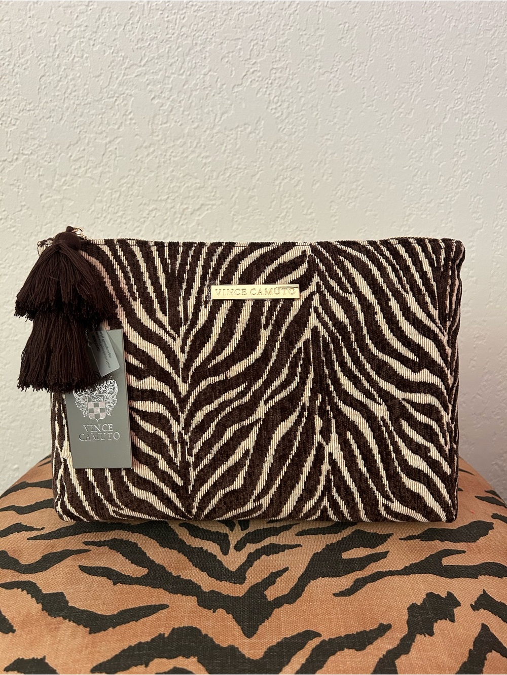 NEW Vince Camuto Brown Textured Zebra Print Large Makeup Cosmetic Pouch Bag
